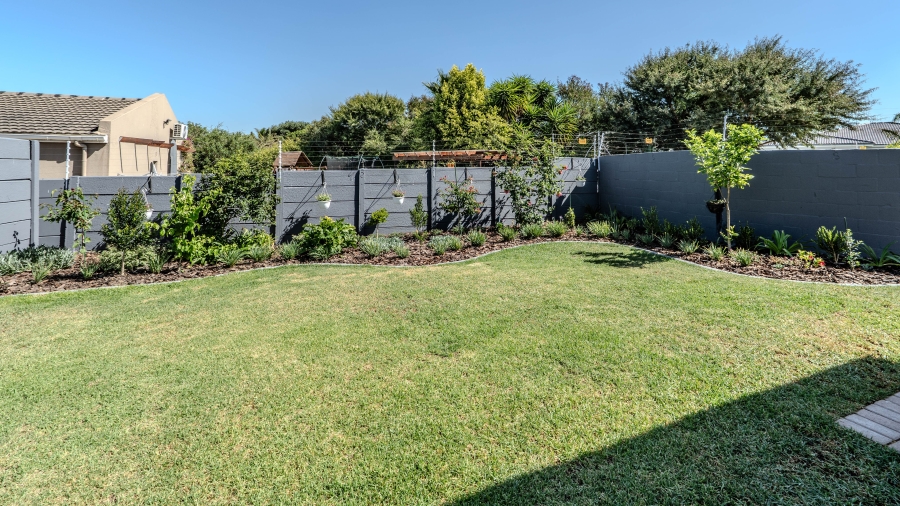 2 Bedroom Property for Sale in Sonstraal Heights Western Cape